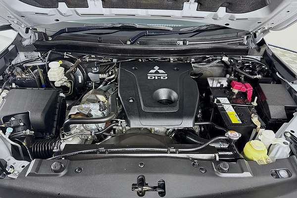 2019 Mitsubishi Triton GLS Premium MR 4X4