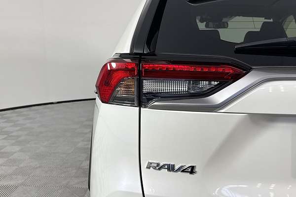 2021 Toyota RAV4 Cruiser AXAH52R