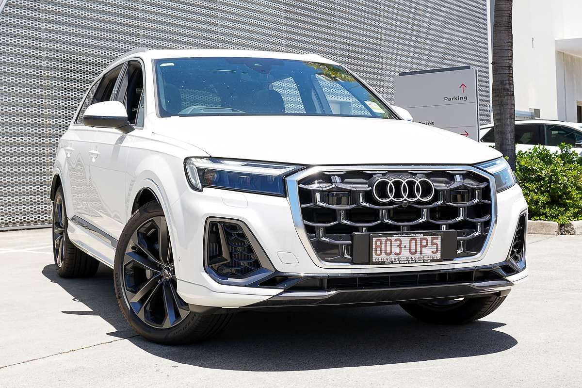 2024 Audi Q7 55 TFSI S line 4M