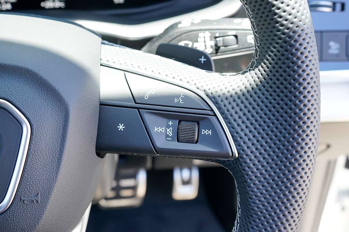 2024 Audi Q7 55 TFSI S line 4M