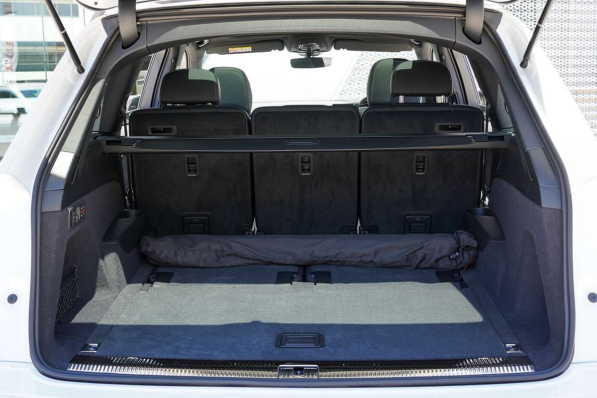 2024 Audi Q7 55 TFSI S line 4M