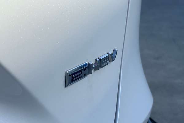 2023 Honda HR-V e:HEV L