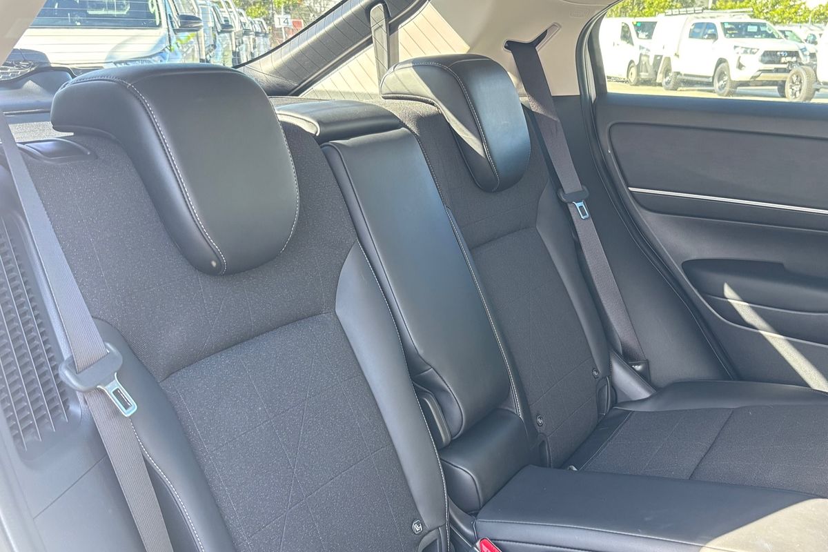 2023 Honda HR-V e:HEV L