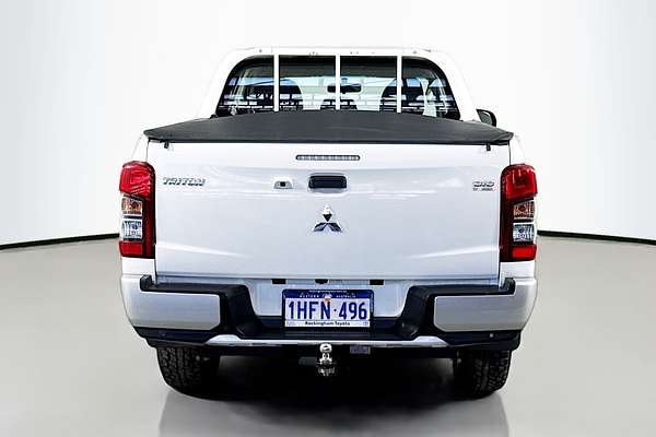 2021 Mitsubishi Triton GLX ADAS MR 4X4