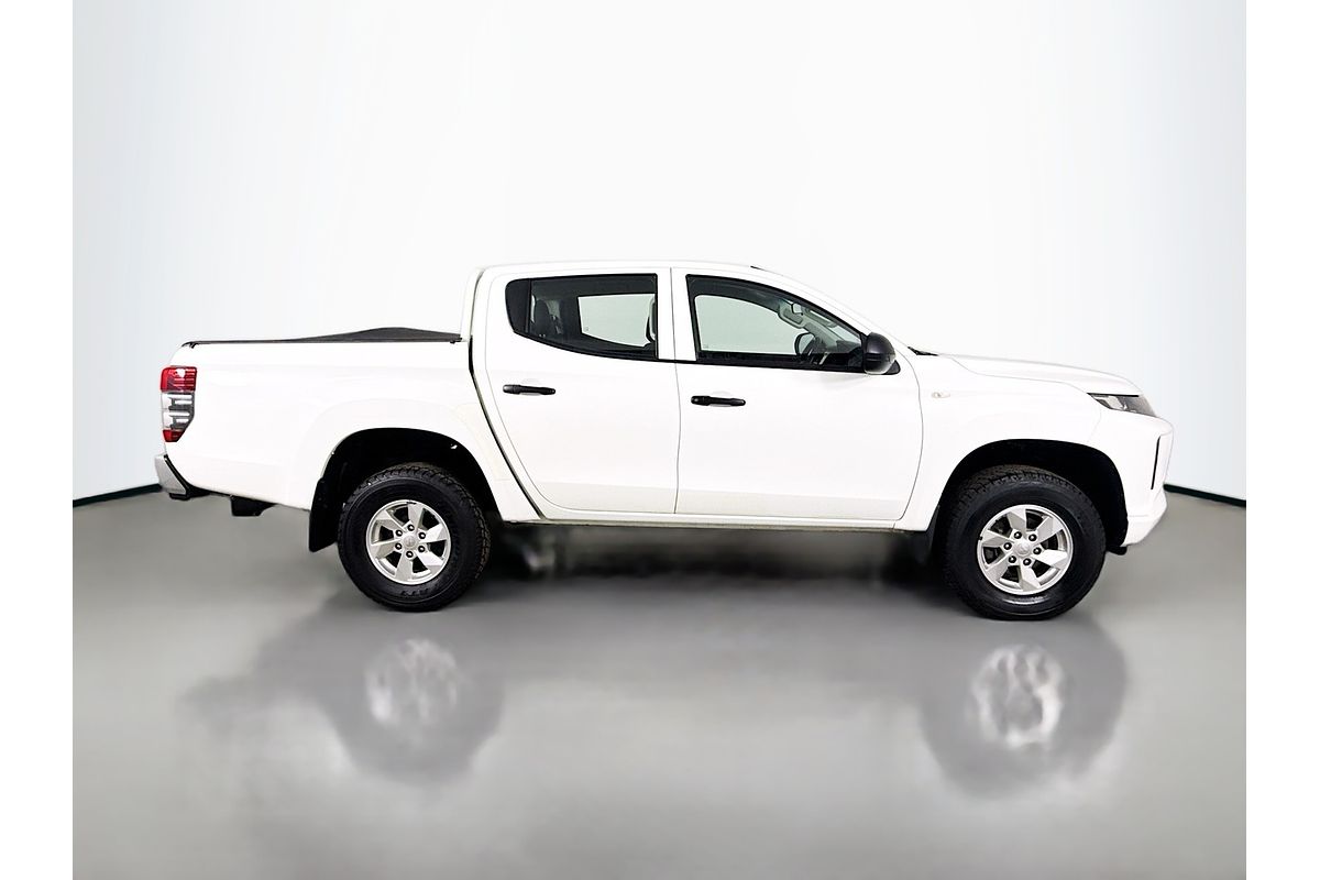 2021 Mitsubishi Triton GLX ADAS MR 4X4