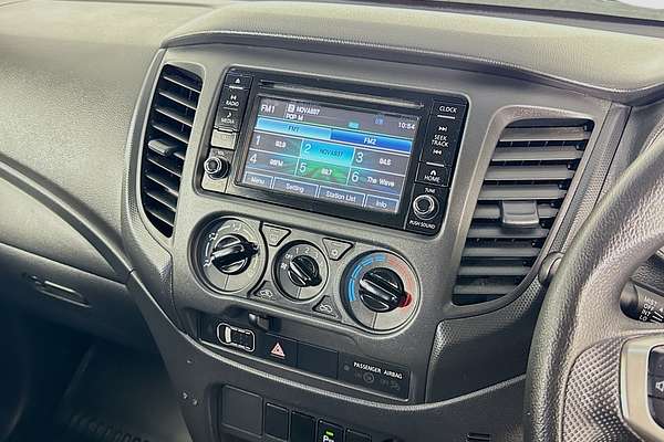 2021 Mitsubishi Triton GLX ADAS MR 4X4