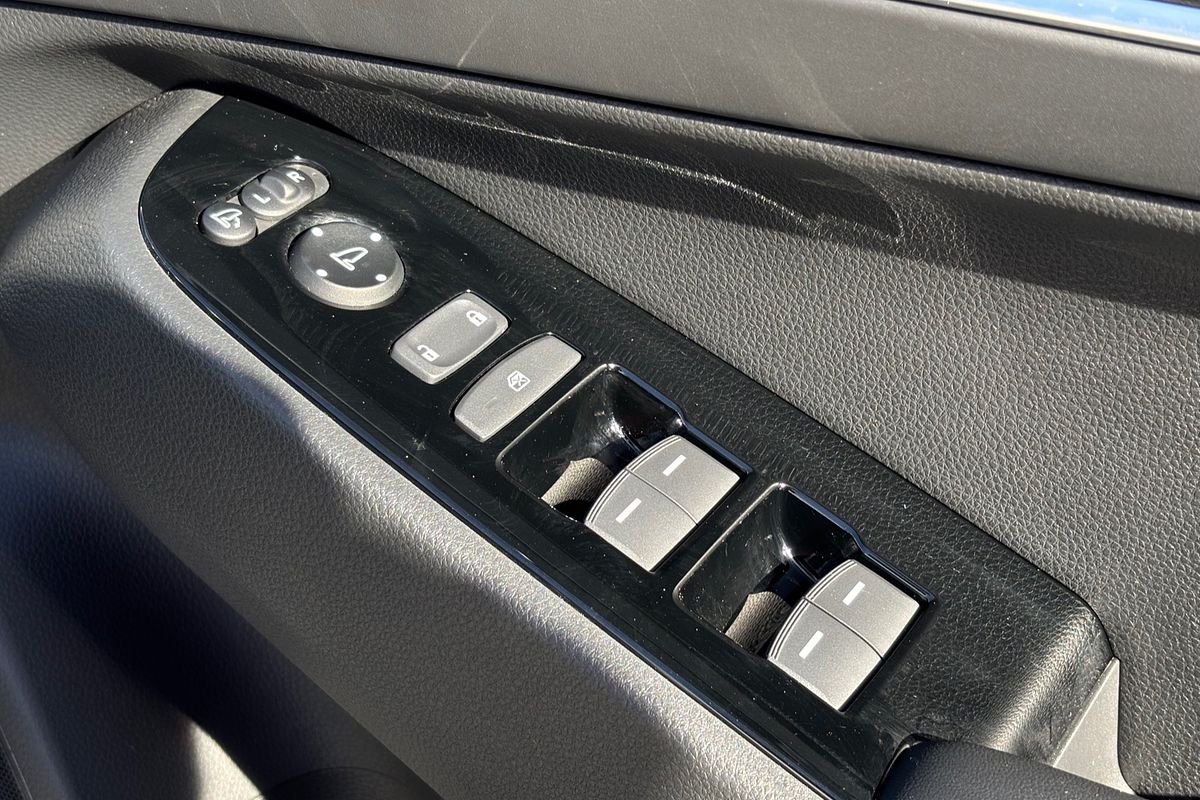 2023 Honda HR-V e:HEV L