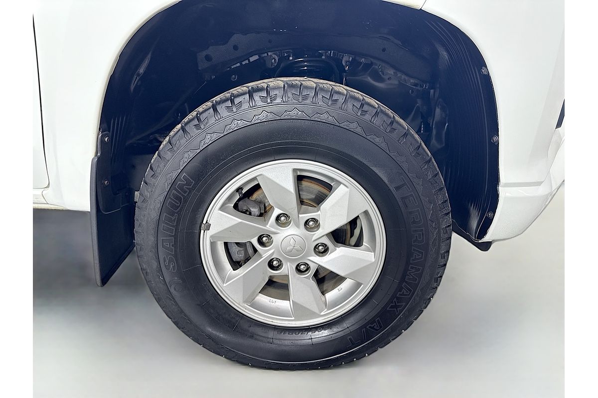 2021 Mitsubishi Triton GLX ADAS MR 4X4