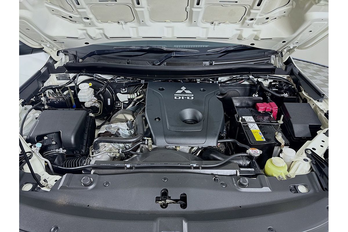 2021 Mitsubishi Triton GLX ADAS MR 4X4