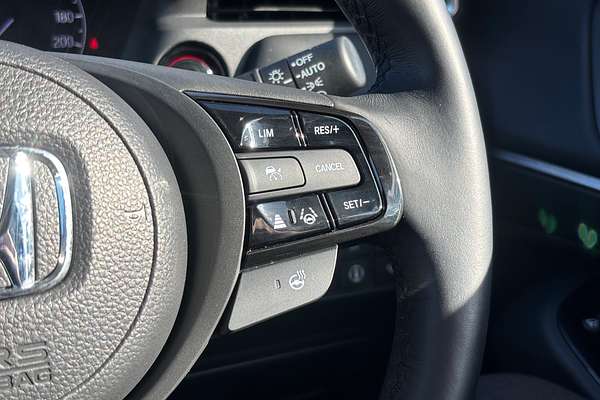 2023 Honda HR-V e:HEV L