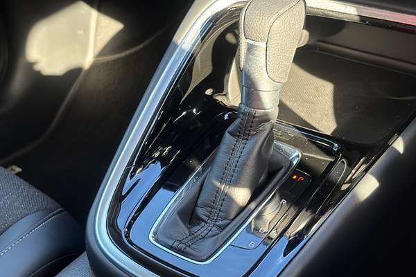 2023 Honda HR-V e:HEV L