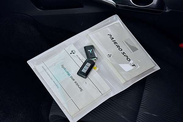 2017 Mitsubishi Pajero Sport GLX QE