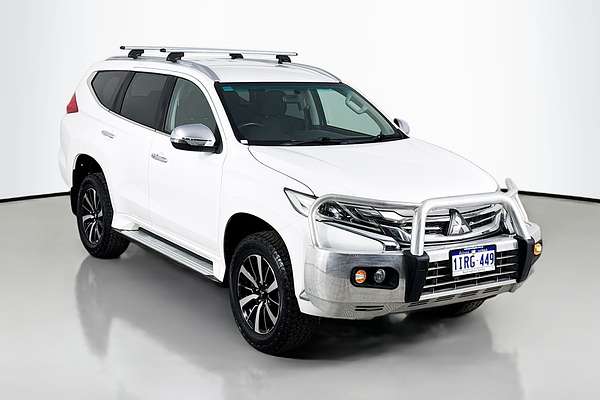 2017 Mitsubishi Pajero Sport GLX QE