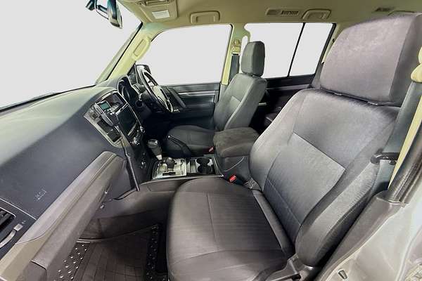 2018 Mitsubishi Pajero GLX NX