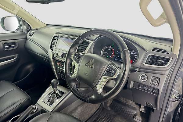 2022 Mitsubishi Triton GSR MR 4X4