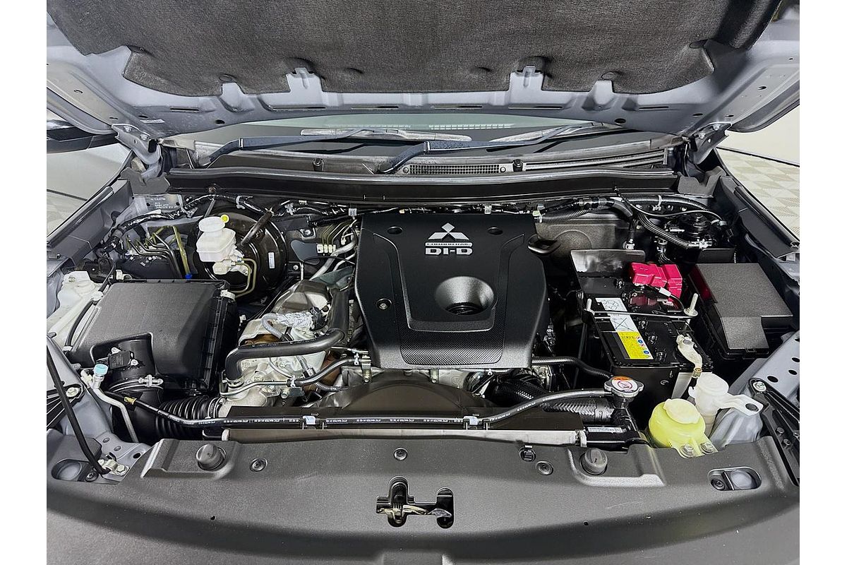 2022 Mitsubishi Triton GSR MR 4X4