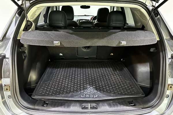 2021 Jeep Compass Trailhawk M6