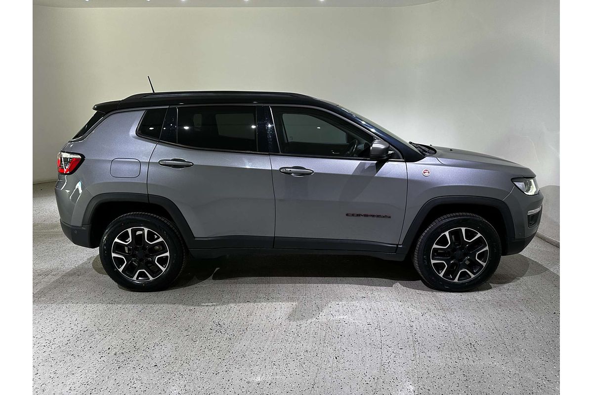 2021 Jeep Compass Trailhawk M6