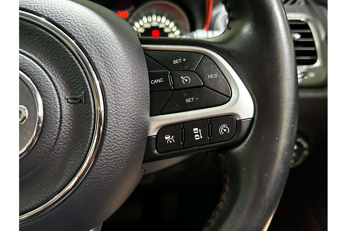 2021 Jeep Compass Trailhawk M6