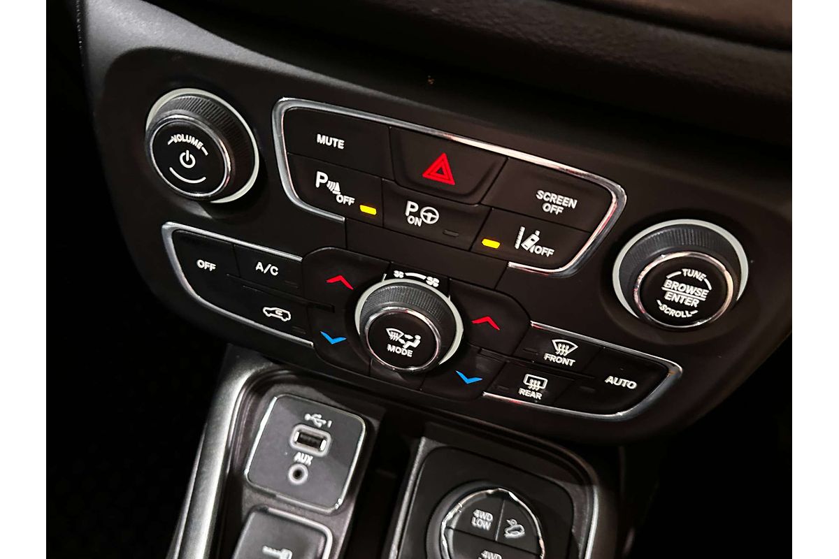 2021 Jeep Compass Trailhawk M6