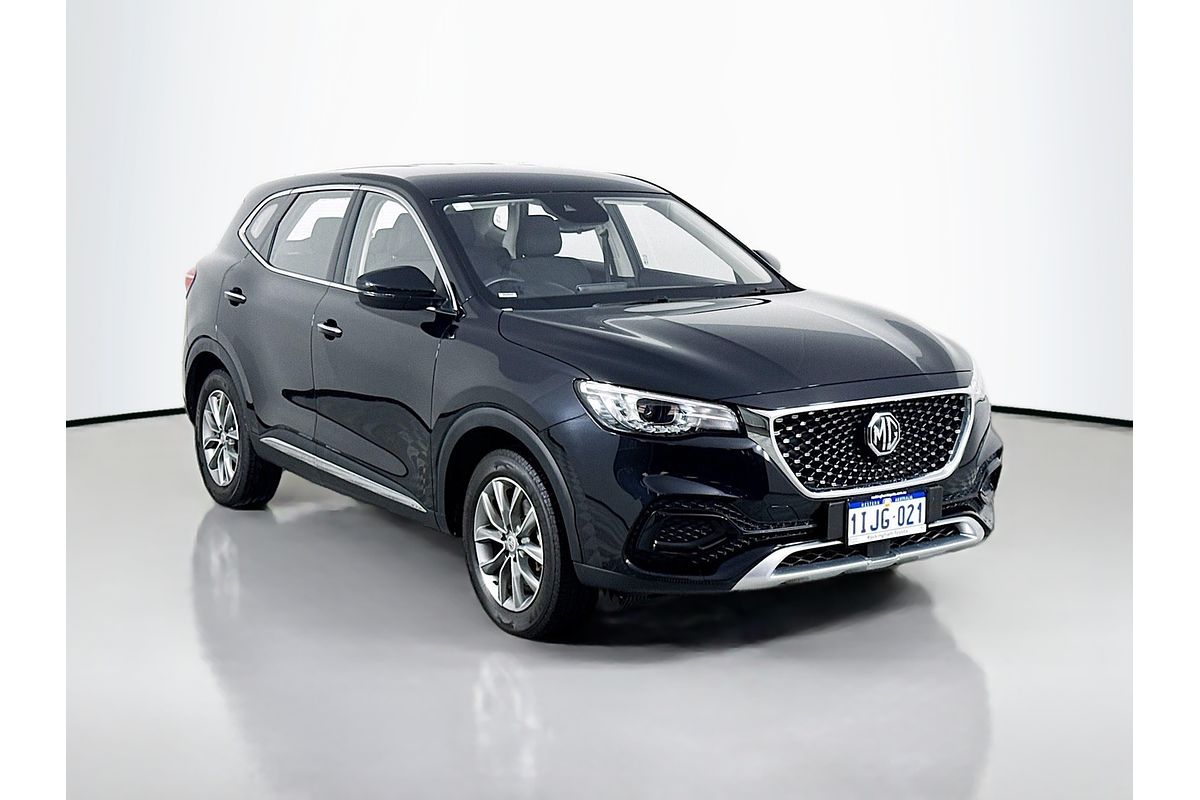 2022 MG HS Core SAS23