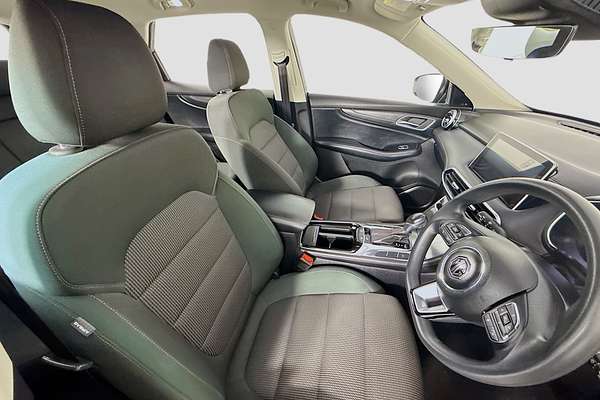 2022 MG HS Core SAS23