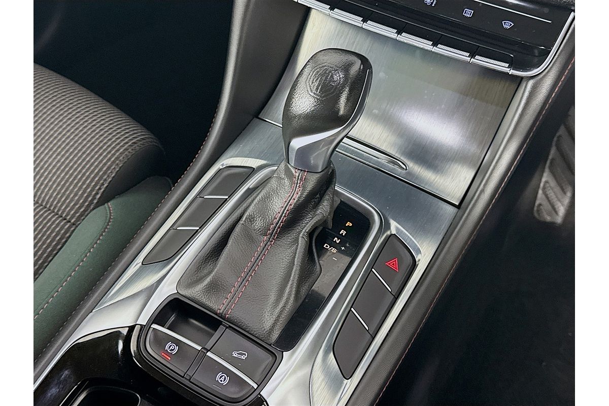 2022 MG HS Core SAS23