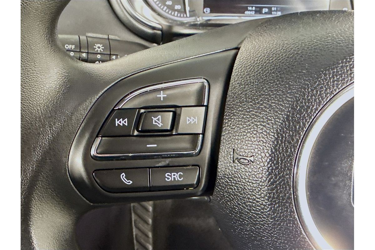 2022 MG HS Core SAS23