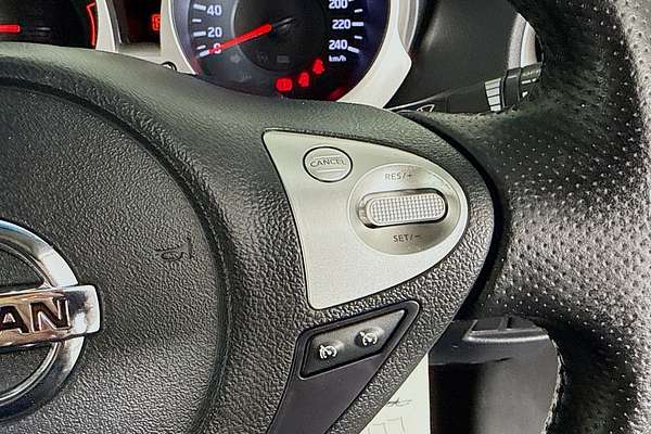 2013 Nissan JUKE ST F15