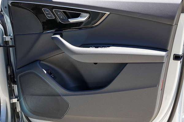 2024 Audi Q7 45 TFSI 4M