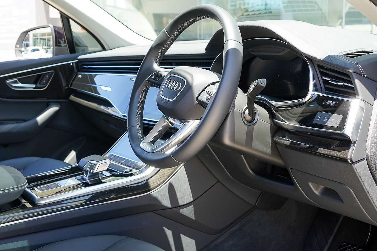 2024 Audi Q7 45 TFSI 4M