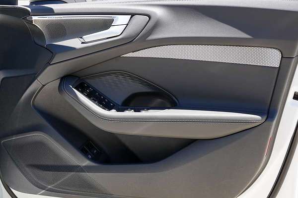 2025 Audi A5 e-hybrid S-Line B10