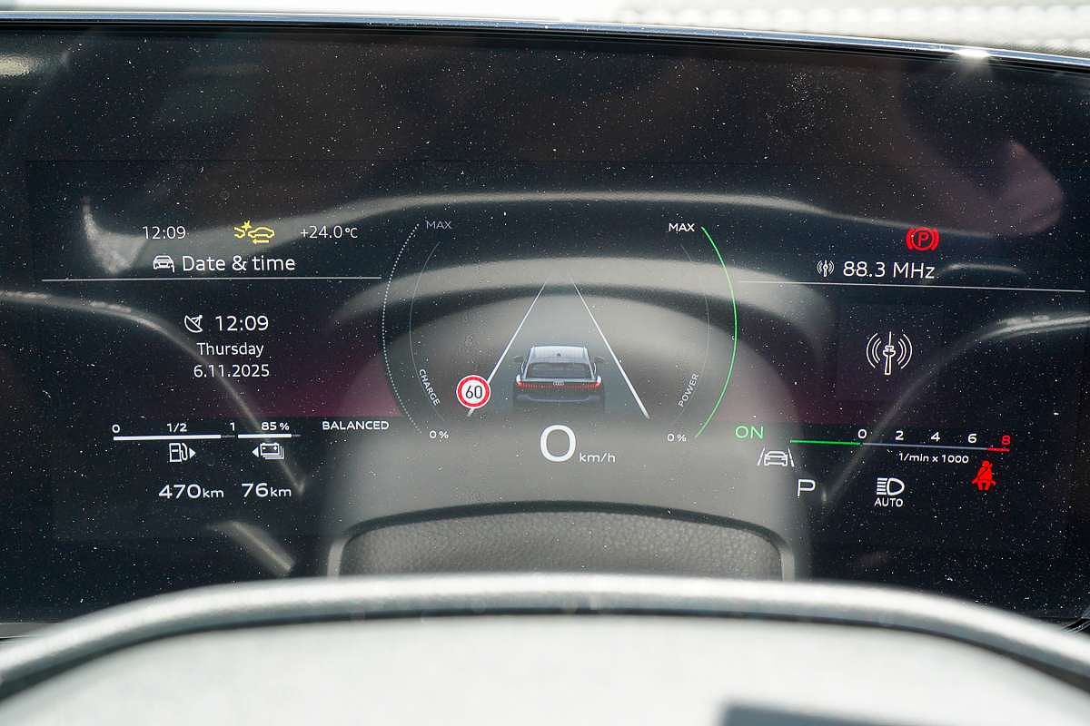 2025 Audi A5 e-hybrid S-Line B10