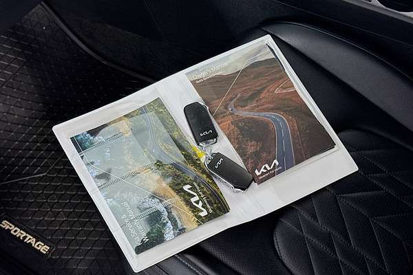 2022 Kia Sportage SX+ NQ5