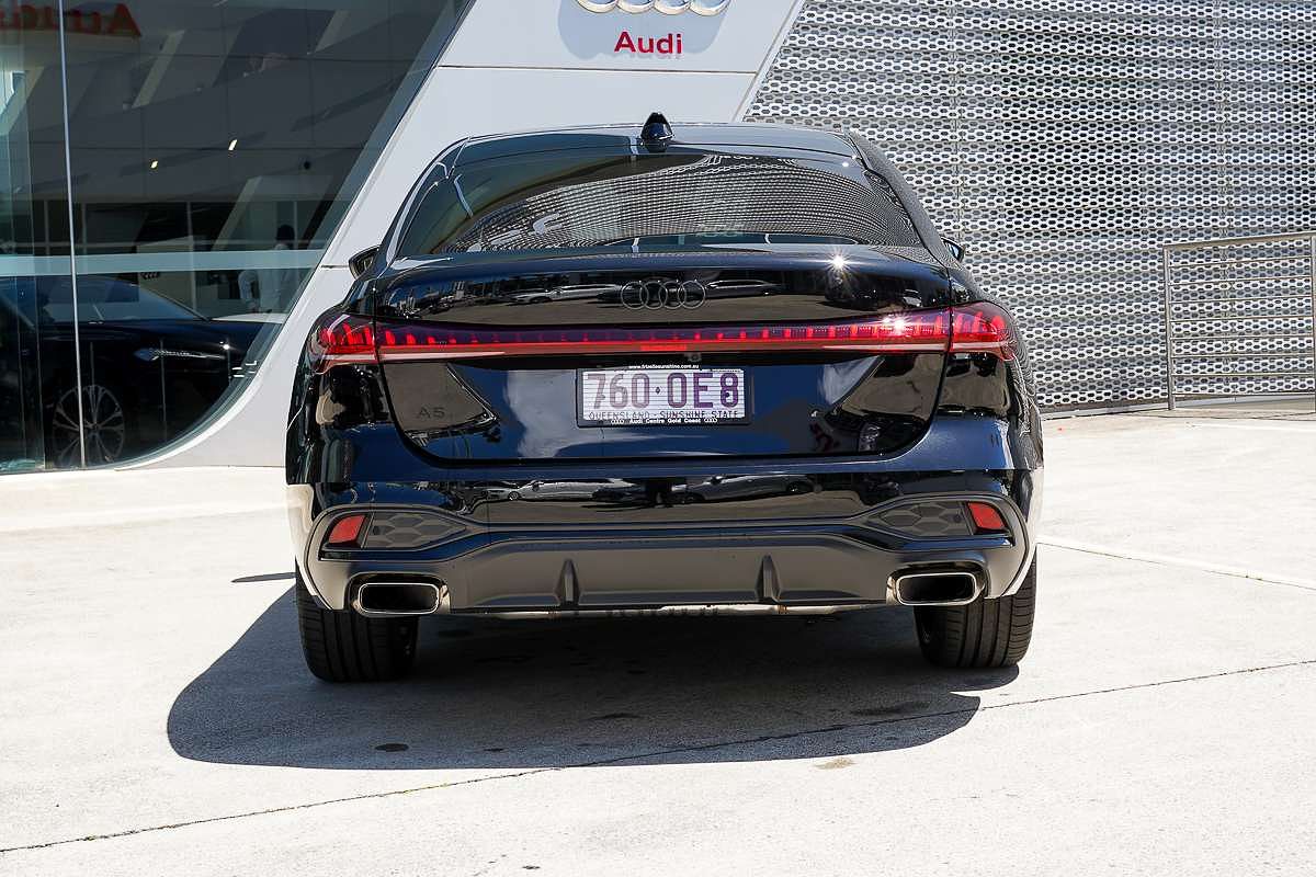 2025 Audi A5 TFSI 150kW S line B10