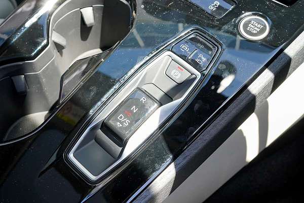 2025 Audi A5 TFSI 150kW S line B10