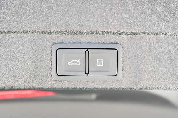 2025 Audi A5 TFSI 150kW S line B10