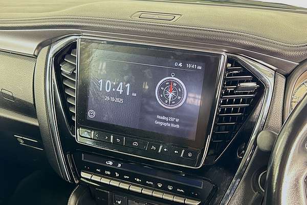 2022 Isuzu MU-X LS-T