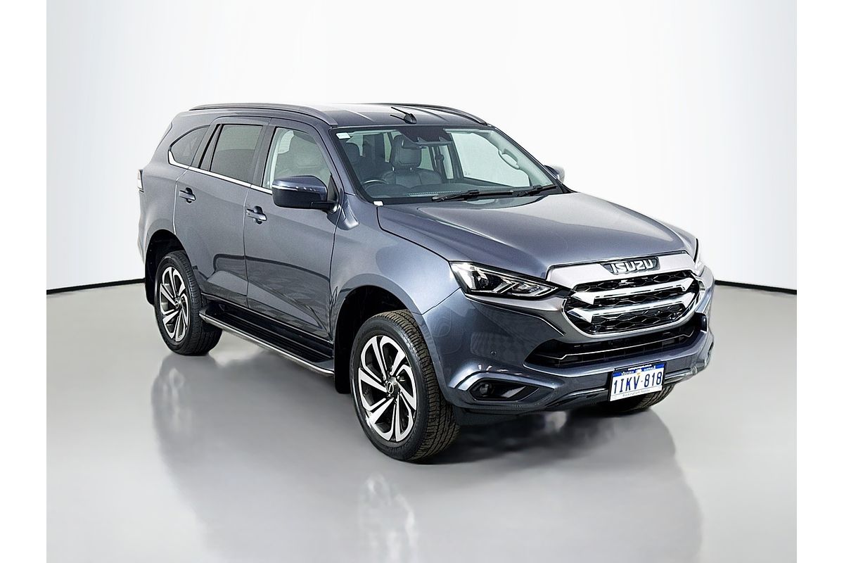 2022 Isuzu MU-X LS-T