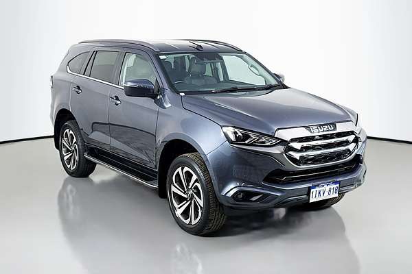 2022 Isuzu MU-X LS-T