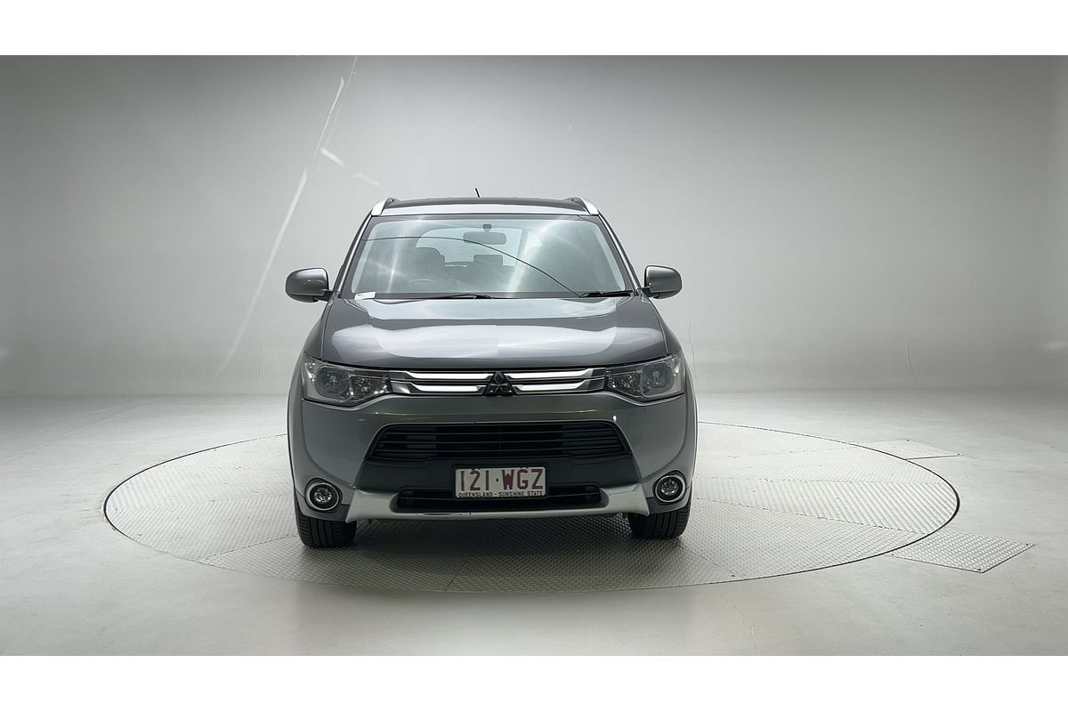 2014 Mitsubishi Outlander ES ZJ