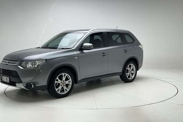 2014 Mitsubishi Outlander ES ZJ