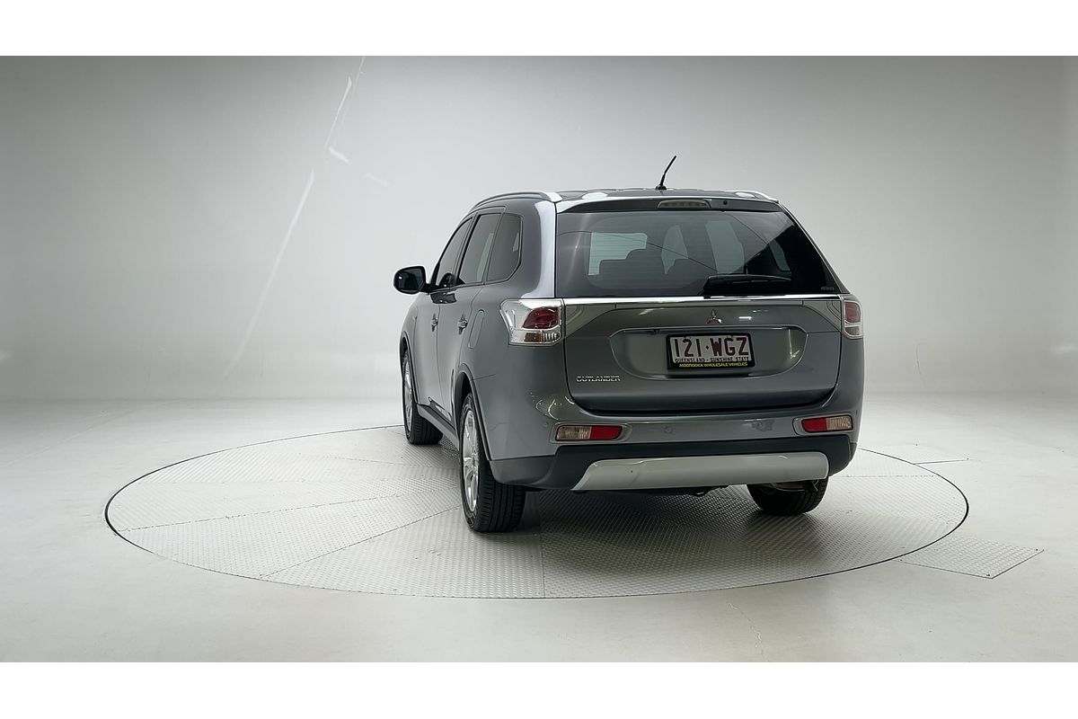 2014 Mitsubishi Outlander ES ZJ