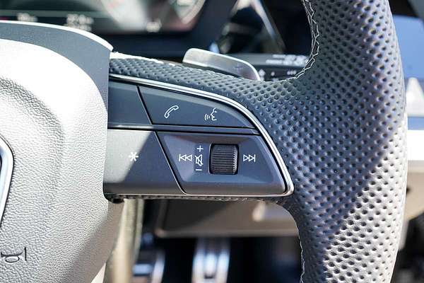 2025 Audi A3 35 TFSI S line GY