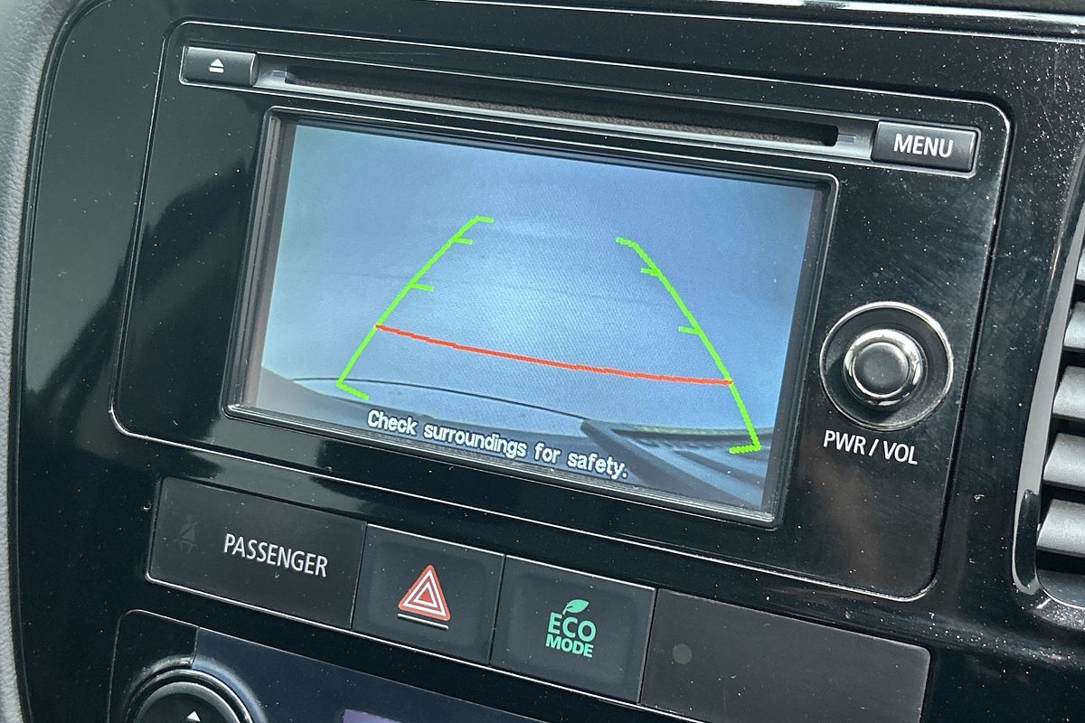 2014 Mitsubishi Outlander ES ZJ