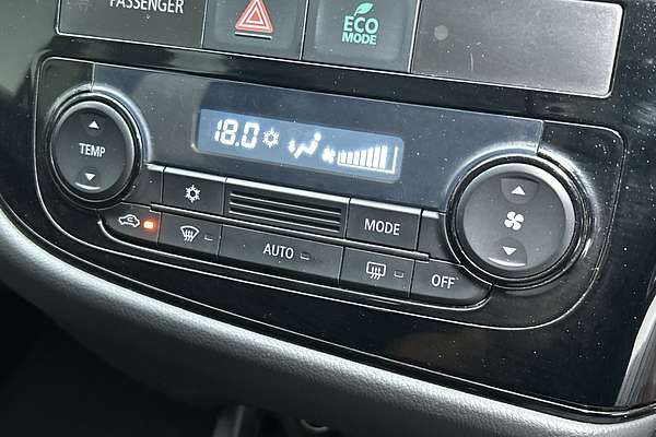 2014 Mitsubishi Outlander ES ZJ