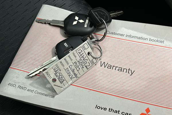 2014 Mitsubishi Outlander ES ZJ