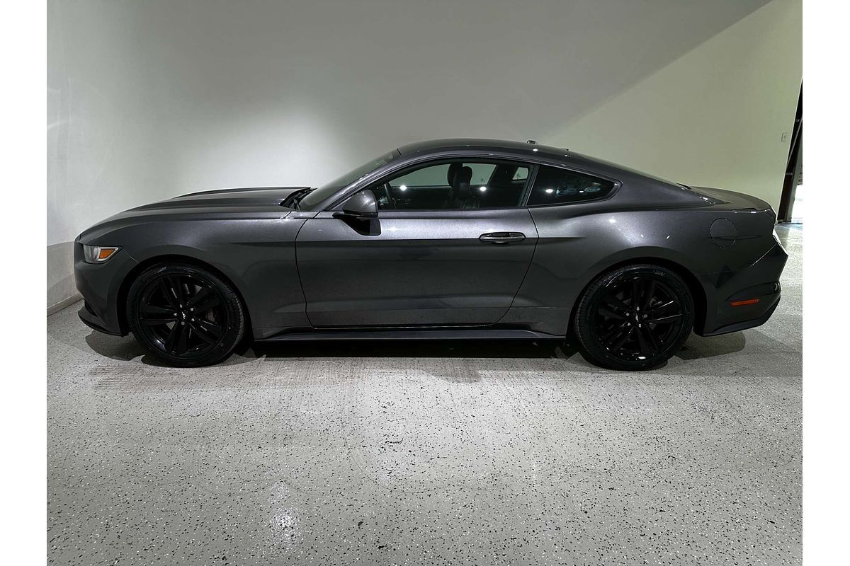 2017 Ford Mustang  FM