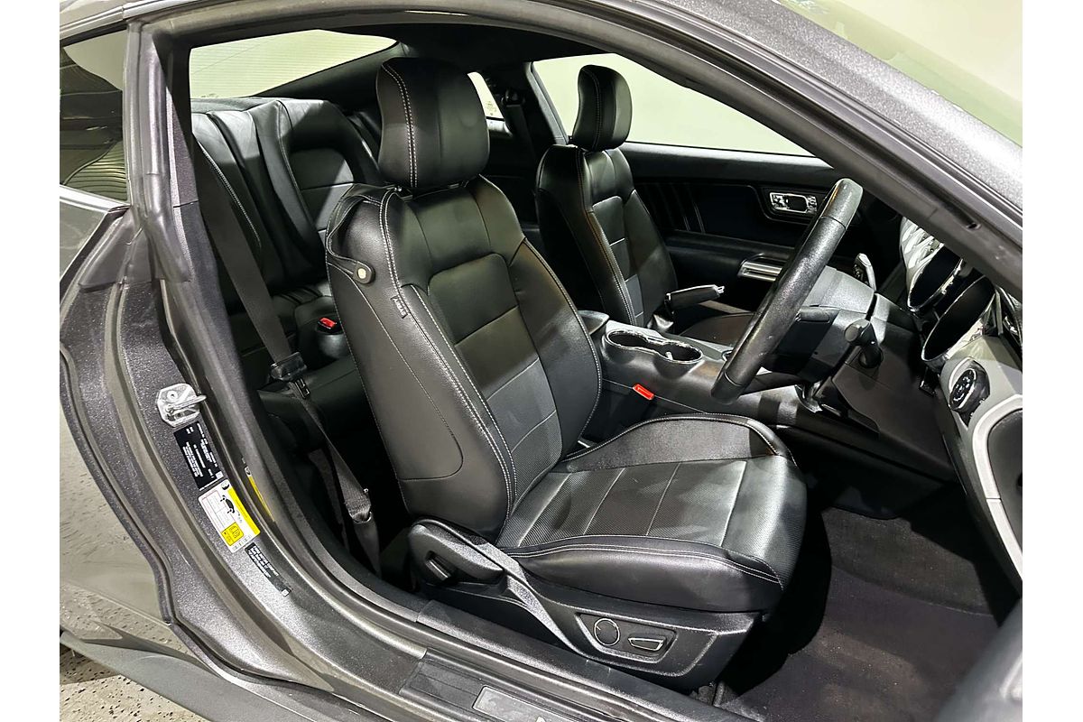 2017 Ford Mustang  FM