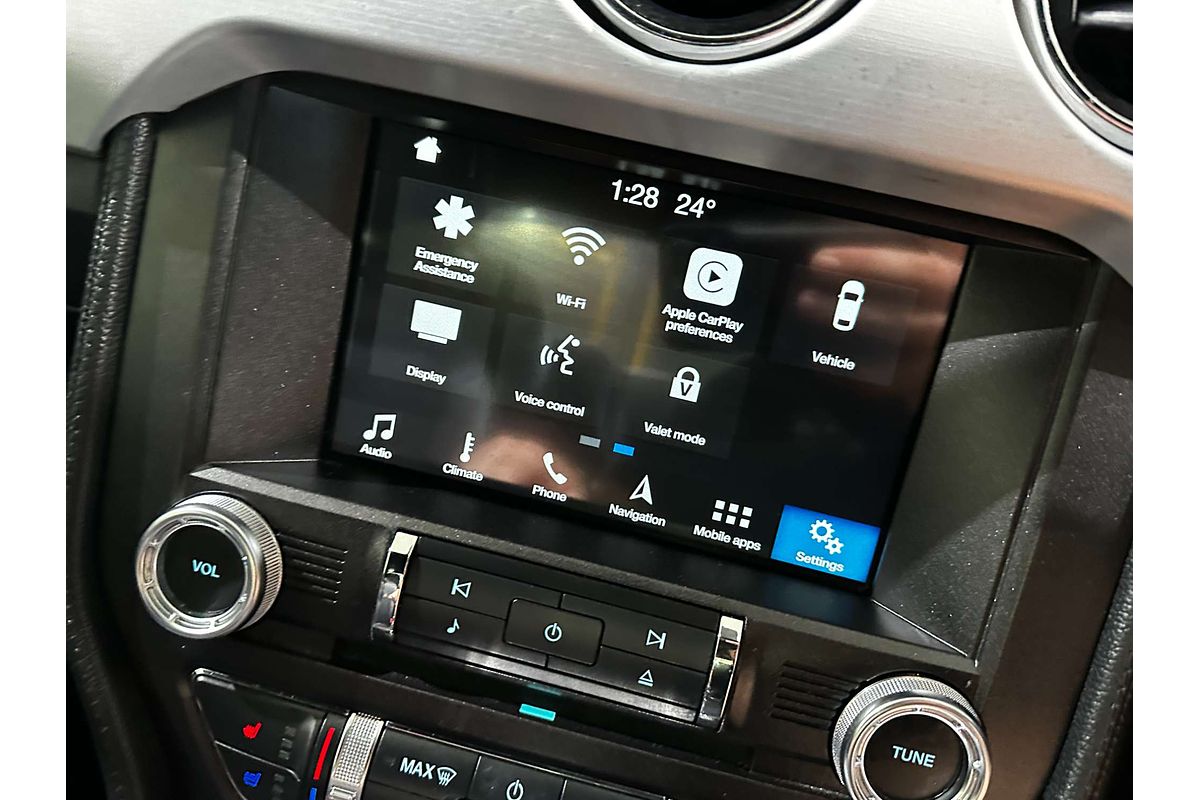 2017 Ford Mustang  FM